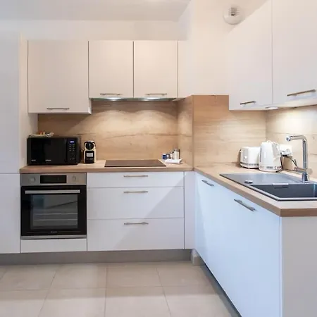 A12 -staywiz Us - 1 Bdr Centre Train Station 5 Min Sea - Ac, Parking & Terrace 昂蒂布