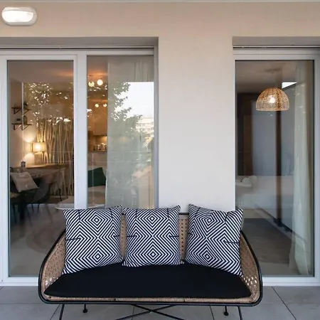 A12 -staywiz Us - 1 Bdr Centre Train Station 5 Min Sea - Ac, Parking & Terrace 昂蒂布