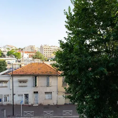 A12 - 1 Bdr Centre Train Station 5 Min Sea - Ac, Parking & Terrace Apartamento