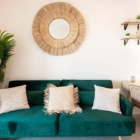 A12 - 1 Bdr Centre Train Station 5 Min Sea - Ac, Parking&terrace *