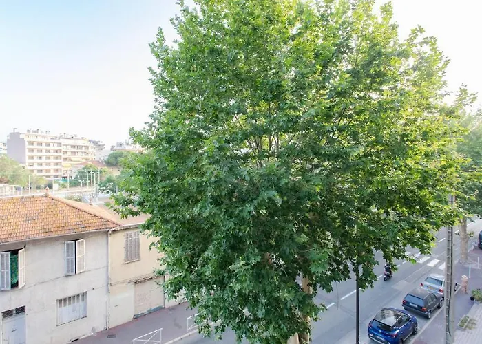 A12 - 1 Bdr Centre Train Station 5 Min Sea - Ac, Parking & Terrace Apartamento *