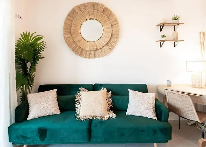 A12 -Staywiz Us - 1 Bdr Centre Train Station 5 Min Sea - Ac, Parking & Terrace *