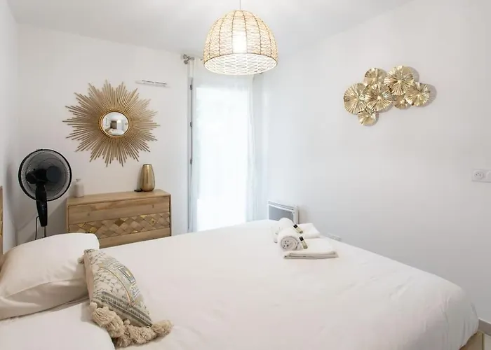 A12 -Staywiz Us - 1 Bdr Centre Train Station 5 Min Sea - Ac, Parking & Terrace Apartment *